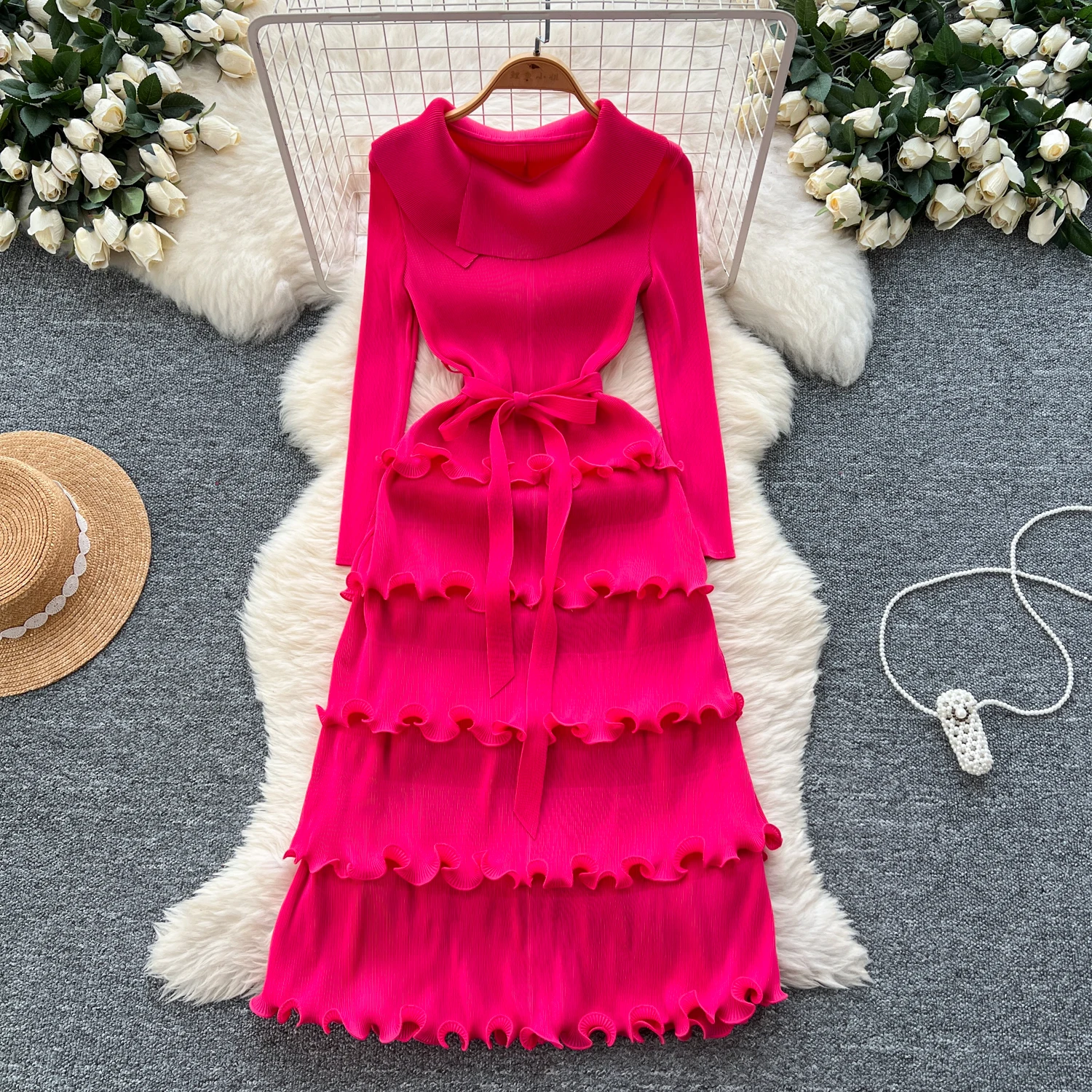 Elegant Turn-down Collar Tiered Ruched Lace-up Vintage Long Sleeves Slim Long Dresses Evening High Street Women Spring Clothing
Elegant Turn-down Collar Tiered Ruched Lace-up Vintage Long Sleeves Slim Long Dresses Evening High Street Women Spring Clothing