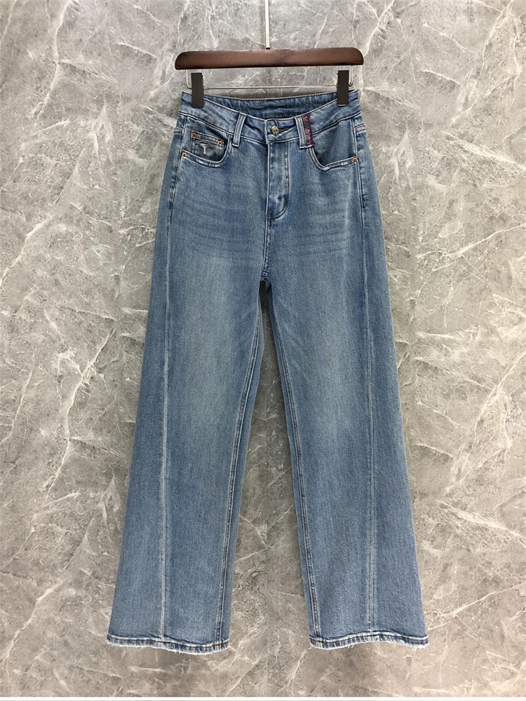 Women's scratched straight jeans 2025 summer new style floor-split casual trousers
Women's scratched straight jeans 2025 summer new style floor-split casual trousers