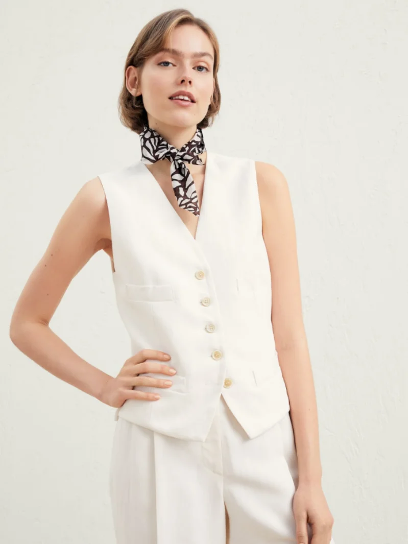 Women's Vest Satin V-neck Solid Color French Casual Style Commuter Jacket 2023 Best-selling New Product Hooded vests
Women's Vest Satin V-neck Solid Color French Casual Style Commuter Jacket 2023 Best-selling New Product Hooded vests
