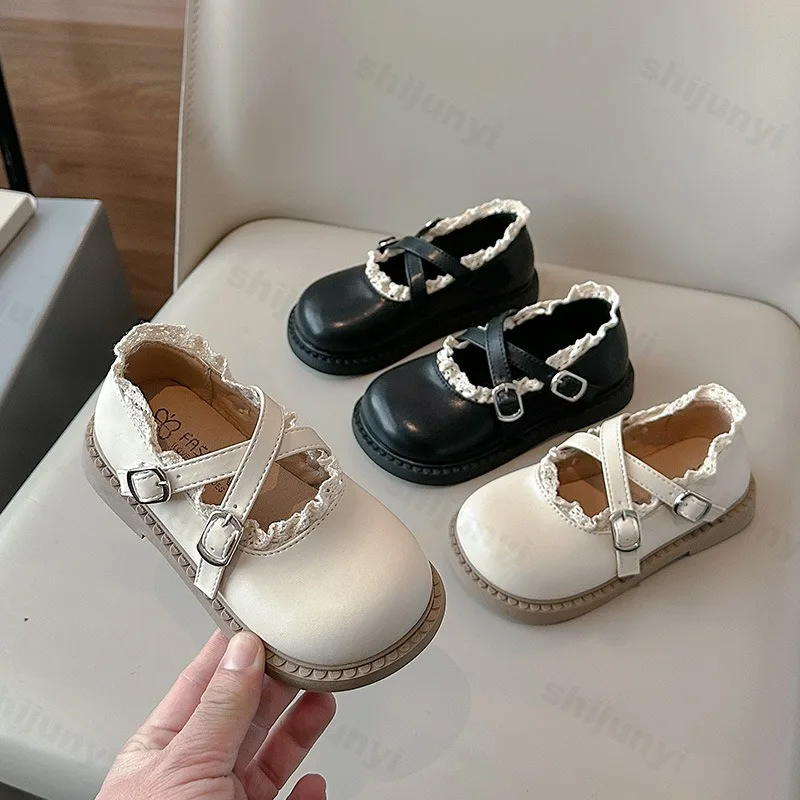 Girls PU Leather Shoes Fashion Causal Mary Jane Shoes 2025 New Spring Elegant Lace Soft Soled Non Slip Kids Princess Shoes
Girls PU Leather Shoes Fashion Causal Mary Jane Shoes 2025 New Spring Elegant Lace Soft Soled Non Slip Kids Princess Shoes