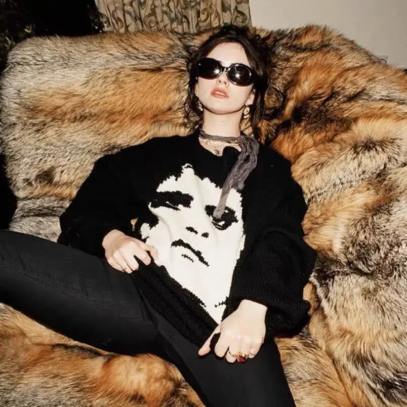 Archive LOU REED avatar extinct wool short sweater ER/D
Archive LOU REED avatar extinct wool short sweater ER/D