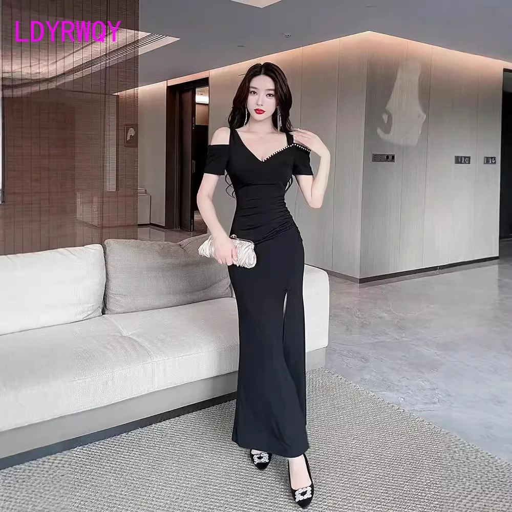 Night party sexy for women 2024 style dress irregular one neck hip hugging dress evening dress party temperament
Night party sexy for women 2024 style dress irregular one neck hip hugging dress evening dress party temperament