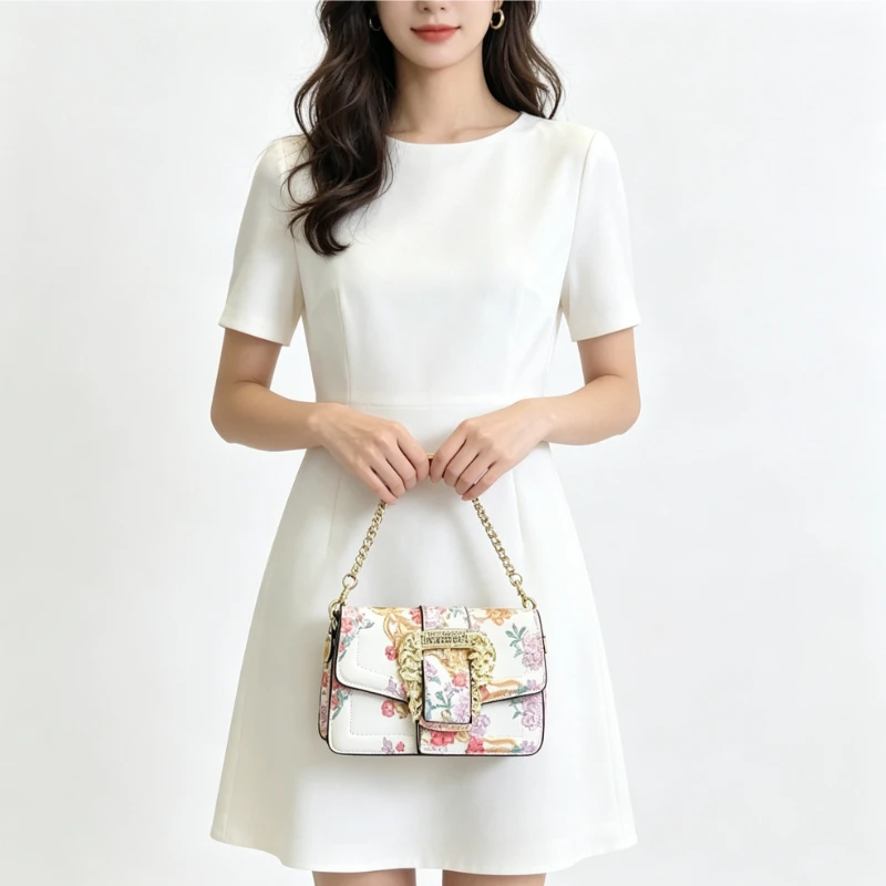 Minimalist Unique Letter Logo Handbag For Women With Stylish Casual Simple Vintage Fashion And Leather
Minimalist Unique Letter Logo Handbag For Women With Stylish Casual Simple Vintage Fashion And Leather