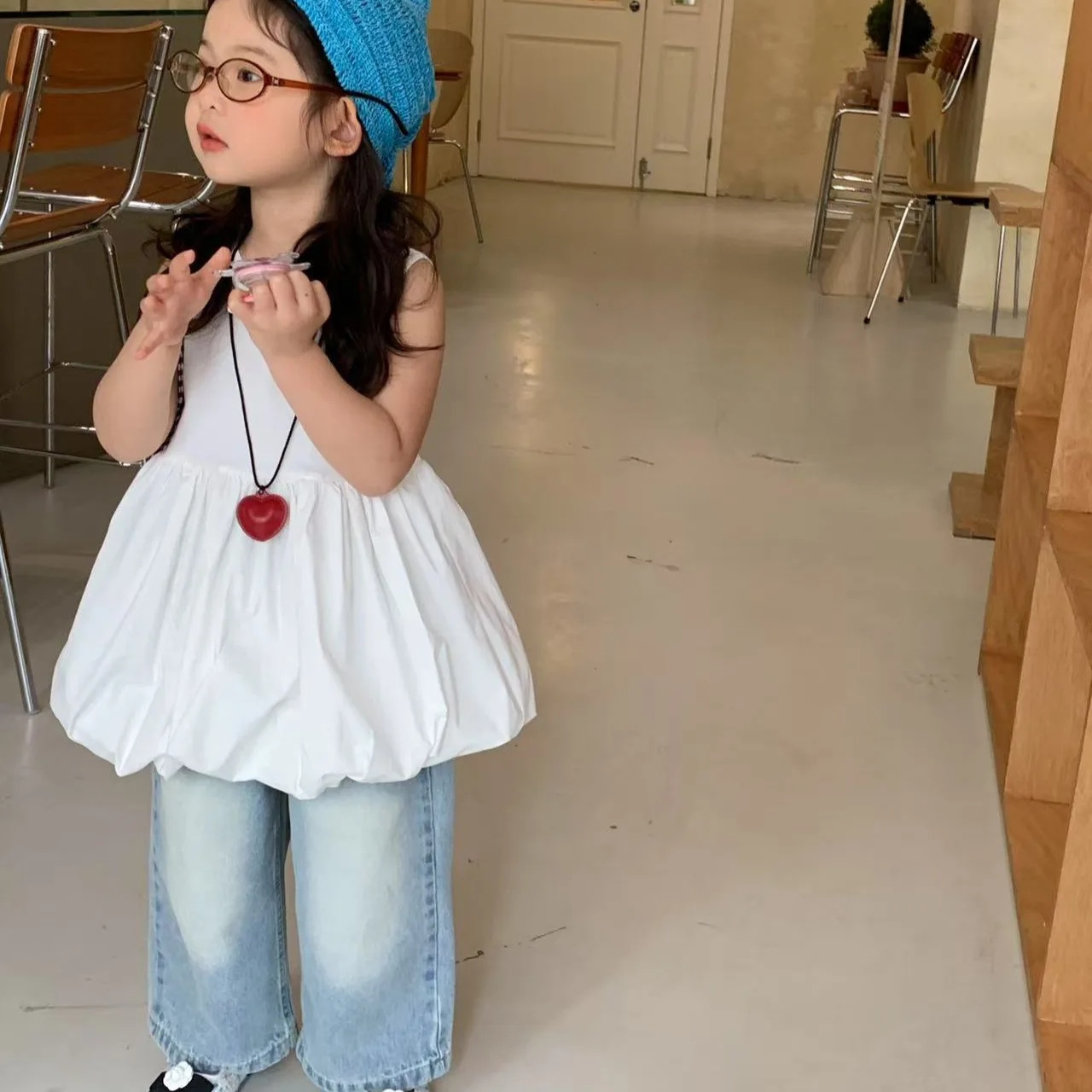 Girls Sleeveless Dress 2025 Summer New Children Clothing Korean Girl Spliced Vest Dress Fluffy Hem Dress
Girls Sleeveless Dress 2025 Summer New Children Clothing Korean Girl Spliced Vest Dress Fluffy Hem Dress