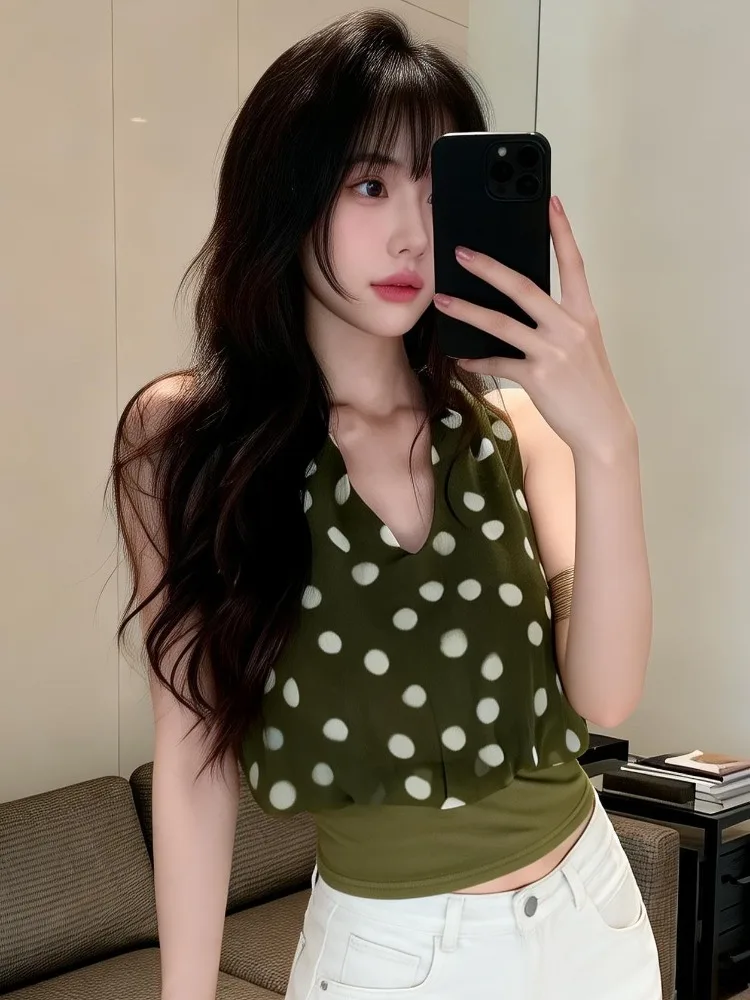 Summer Knitted Polka Dot Backless Vest Women's Sexy Neck Hanging Top V-Neck Short Sleeve Breathable Skin-Friendly Citywalk
Summer Knitted Polka Dot Backless Vest Women's Sexy Neck Hanging Top V-Neck Short Sleeve Breathable Skin-Friendly Citywalk
