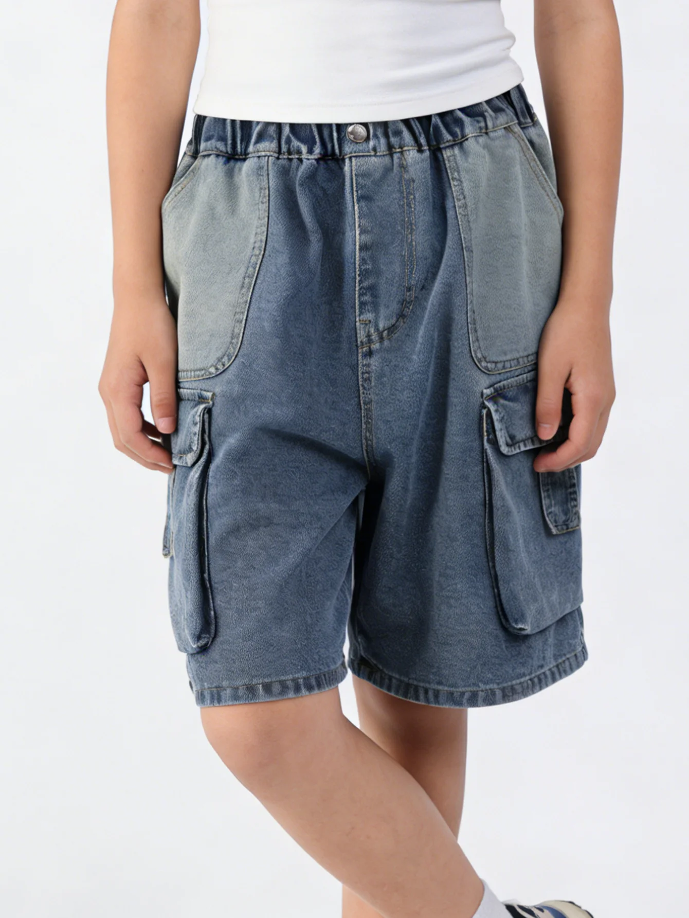 Boys' and teenagers' summer workwear jeans, shorts, and cropped pants suitable for daily wear, school, leisure, and outdoor acti
Boys' and teenagers' summer workwear jeans, shorts, and cropped pants suitable for daily wear, school, leisure, and outdoor acti