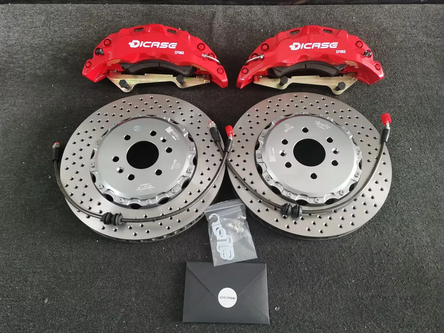 DICASE 6-piston high-performance brake caliper kit fits For Volvo XC90 2002-2014 / XC90 2015+ L472
DICASE 6-piston high-performance brake caliper kit fits For Volvo XC90 2002-2014 / XC90 2015+ L472