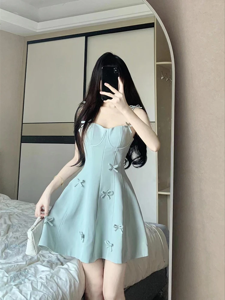 French Bow Strap Dress for Women's Summer 2024 New High Waist and Show Slim A-line Short Dress
French Bow Strap Dress for Women's Summer 2024 New High Waist and Show Slim A-line Short Dress