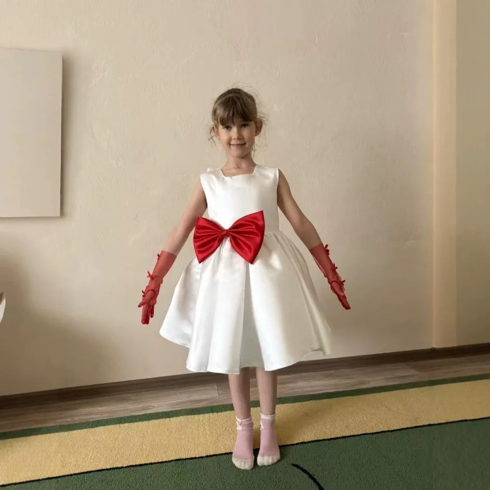 2026 Girls Red Sleeveless Princess Gown, Elegant Bow Decor Party Dress, Kids Birthday & First Year Formal Outfit for 80-160cm
2026 Girls Red Sleeveless Princess Gown, Elegant Bow Decor Party Dress, Kids Birthday & First Year Formal Outfit for 80-160cm