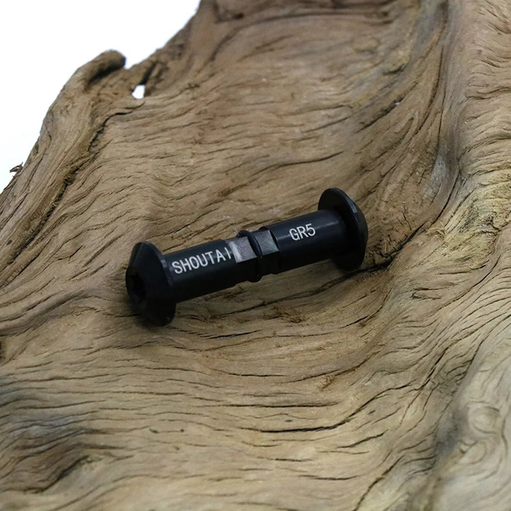 Rear Shock Bolt Experience Improved Performance and Comfort with Titanium Alloy Bolt for Fox Rear Shock 33x8mm
Rear Shock Bolt Experience Improved Performance and Comfort with Titanium Alloy Bolt for Fox Rear Shock 33x8mm