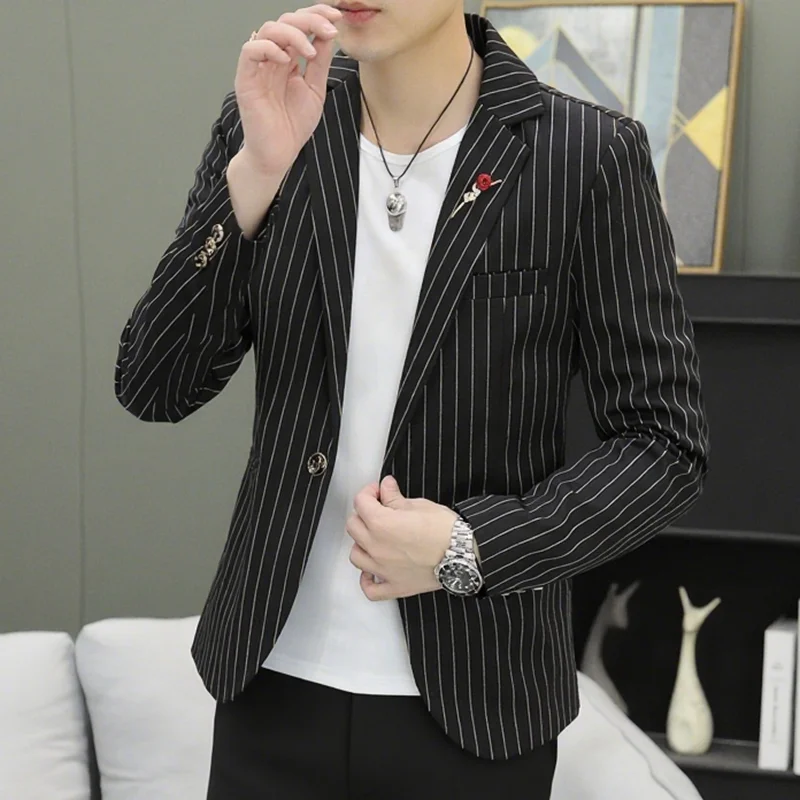 2025 Blazer Outdoor Men's Cycling Fashion Business Casual Striped Korean Version Personalized Hiking Wedding Formal Wear Blazer
2025 Blazer Outdoor Men's Cycling Fashion Business Casual Striped Korean Version Personalized Hiking Wedding Formal Wear Blazer