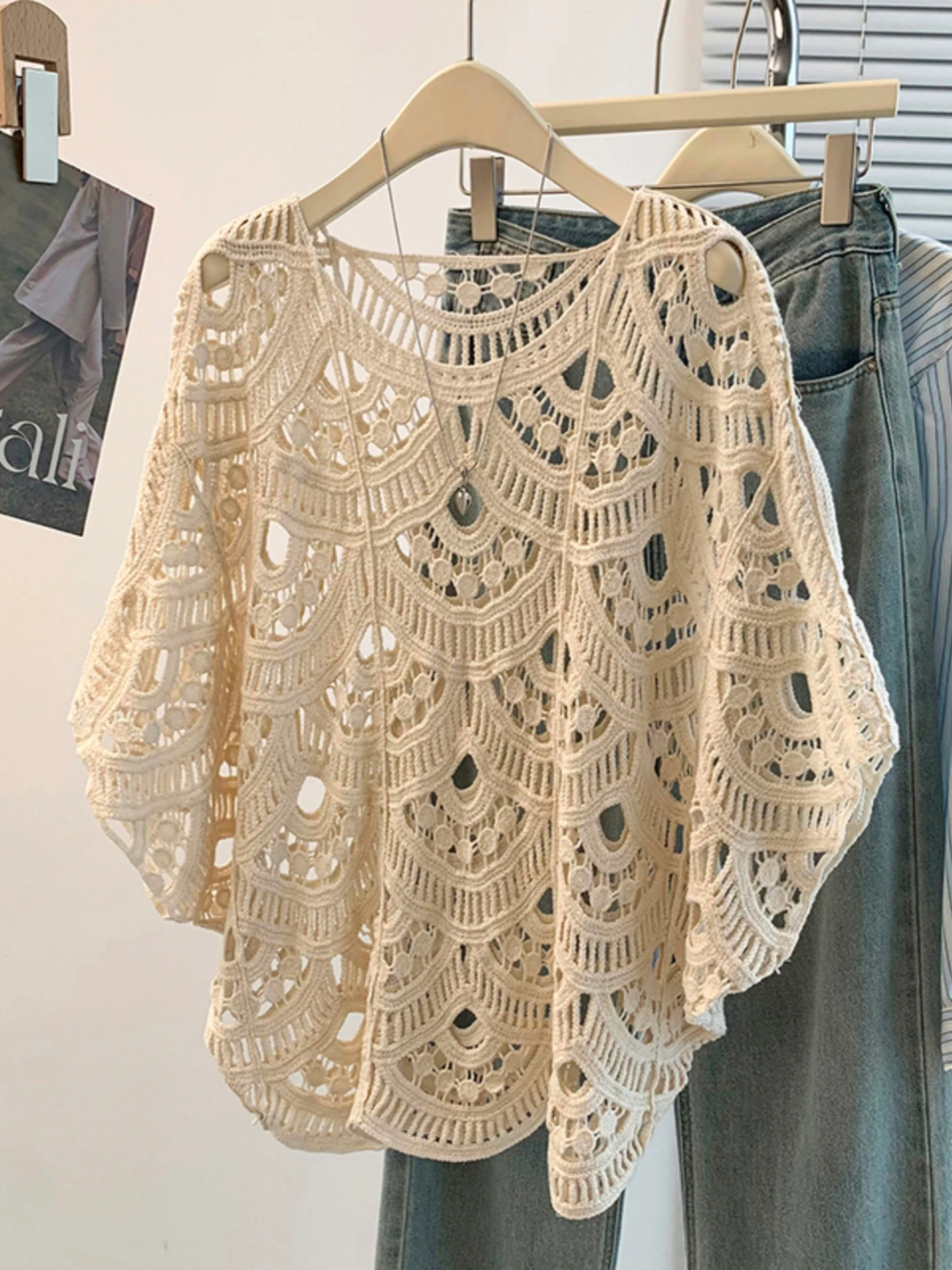 Slimming Design Large Size Knitted Cover up Top Hollow out Knitwear Women Spring Autumn New Style Beautiful Outerwear
Slimming Design Large Size Knitted Cover up Top Hollow out Knitwear Women Spring Autumn New Style Beautiful Outerwear
