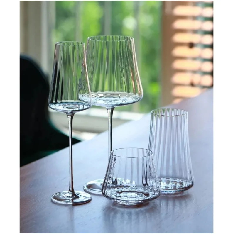 Boutique Series Crystal Glass High Footed Ribbed Champagne Flutes Sparkling Glasses for Bar Cocktail Drinking And Serving
Boutique Series Crystal Glass High Footed Ribbed Champagne Flutes Sparkling Glasses for Bar Cocktail Drinking And Serving