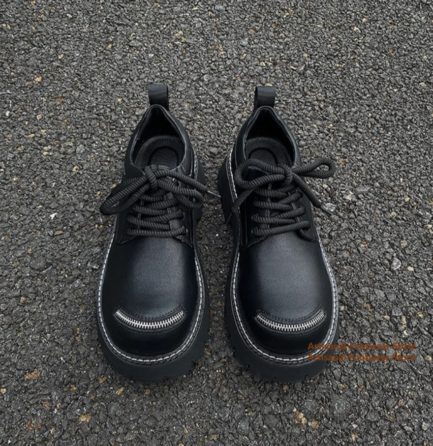 Thick Soled Derby Shoes Men's Retro Big Toe Leather Casual Shoes Front Zipper Design Lace-Up Height Increasing Men's Shoes
Thick Soled Derby Shoes Men's Retro Big Toe Leather Casual Shoes Front Zipper Design Lace-Up Height Increasing Men's Shoes