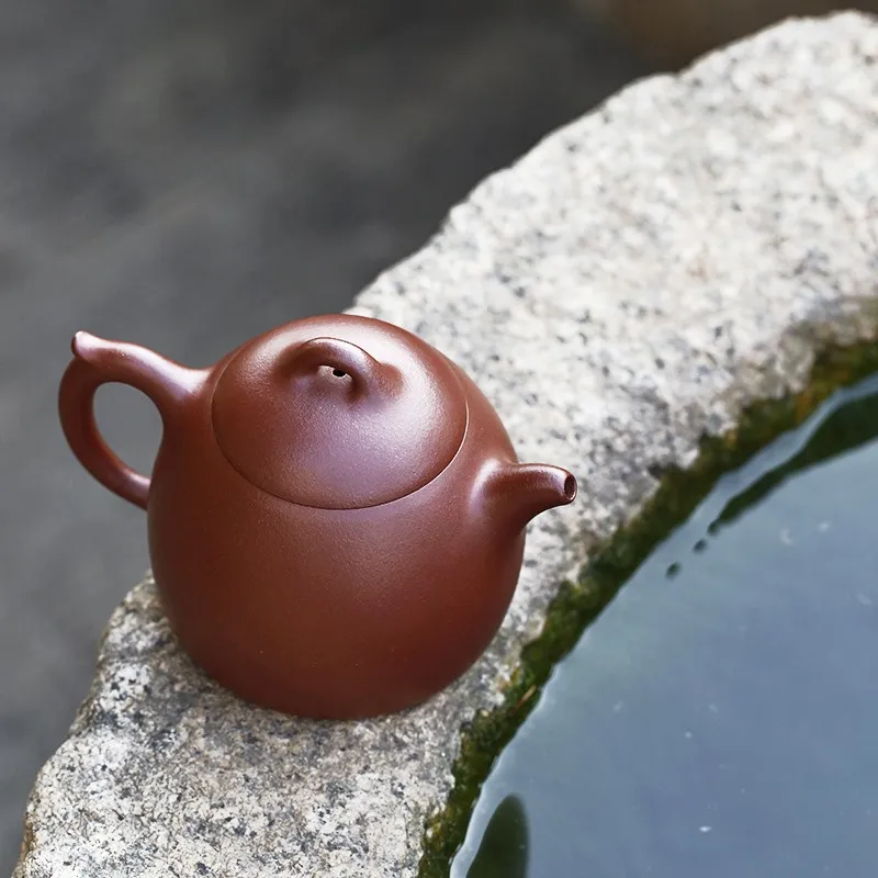 Zanghutianxia Authentic Handmade Purple Clay Teapot Yixing Famous High-End Tea Set Teapot Raw Ore Bottom Trough Qing Qin Quan Po
Zanghutianxia Authentic Handmade Purple Clay Teapot Yixing Famous High-End Tea Set Teapot Raw Ore Bottom Trough Qing Qin Quan Po