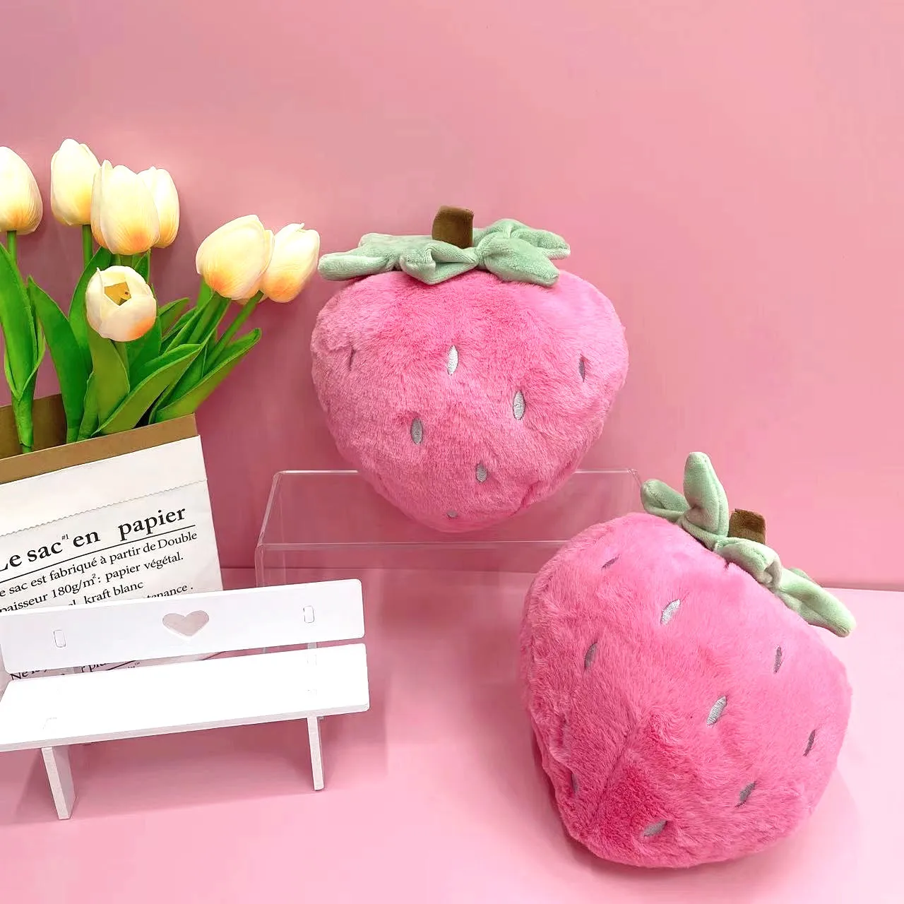 new cute soft Simulated Strawberry red Sofa cushion Trendy pretty Pillow lifelike Comfort Bedroom Decoration birthday gift
new cute soft Simulated Strawberry red Sofa cushion Trendy pretty Pillow lifelike Comfort Bedroom Decoration birthday gift