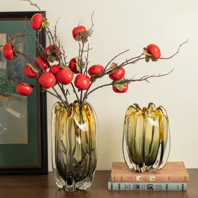 Modern, star fruit vase amber gradual change glazed vase living room coffee table Chinese New Year flower arrangement decoration
Modern, star fruit vase amber gradual change glazed vase living room coffee table Chinese New Year flower arrangement decoration
