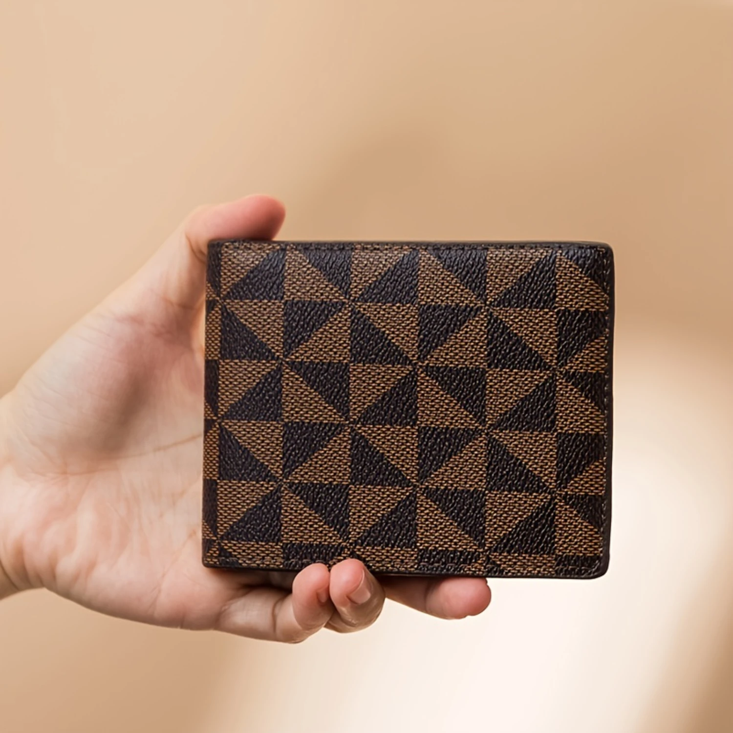 Stylish Plaid Leather Wallet with Money Clip and Multi-card Holder - Perfect Gift for Men
Stylish Plaid Leather Wallet with Money Clip and Multi-card Holder - Perfect Gift for Men