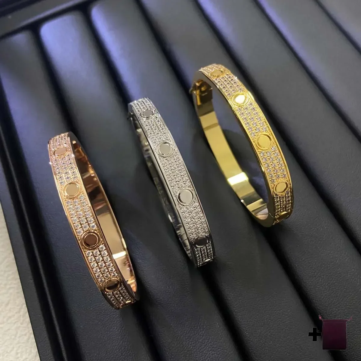 2025 High-end Fashion Boutique Elegant and Dignified Classic Versatile Popular Three Row Diamond Buckle Bracelet
2025 High-end Fashion Boutique Elegant and Dignified Classic Versatile Popular Three Row Diamond Buckle Bracelet