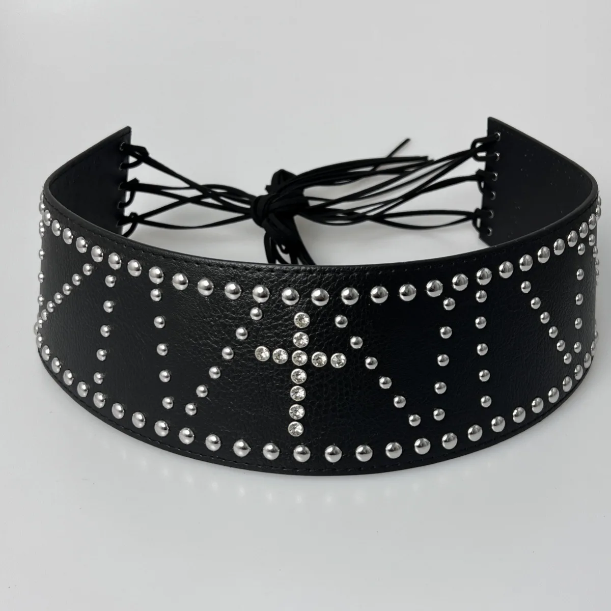 Riveted Punk Wide Belt Rhinestone Gothic Rope Bundle Waist Seal Ins Punk Hip Hop Versatile Belt Women Belt
Riveted Punk Wide Belt Rhinestone Gothic Rope Bundle Waist Seal Ins Punk Hip Hop Versatile Belt Women Belt