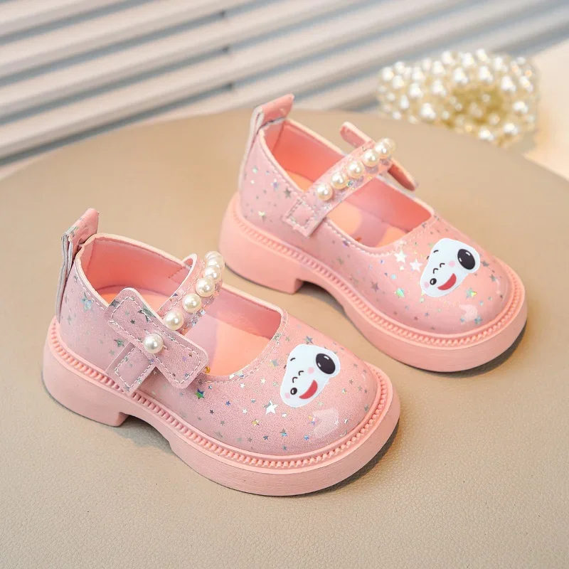 Snoopy Fashion Pearl Sandals summer Princess Dance Shoes Girls Leather Shoes Spring autumn Soft Soles Toddler Shoes New Sandals
Snoopy Fashion Pearl Sandals summer Princess Dance Shoes Girls Leather Shoes Spring autumn Soft Soles Toddler Shoes New Sandals