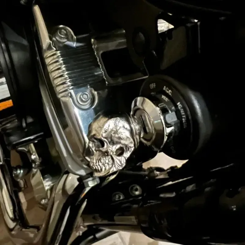 1PCS Skull Key Retro Brass Skull Car Key Chain Pendant Pure Copper Keychain Key Ring Backpack Pendant Motorcycle Keyring
1PCS Skull Key Retro Brass Skull Car Key Chain Pendant Pure Copper Keychain Key Ring Backpack Pendant Motorcycle Keyring