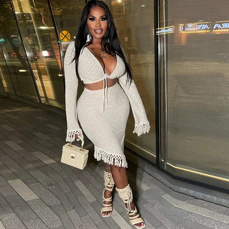 Sexy Nightclub Party Co Ord Sets for Women 2 Piece Set Outfit Birthday Tassel Long Sleeve Crop Top and Midi Skirt Ensemble Femme
Sexy Nightclub Party Co Ord Sets for Women 2 Piece Set Outfit Birthday Tassel Long Sleeve Crop Top and Midi Skirt Ensemble Femme