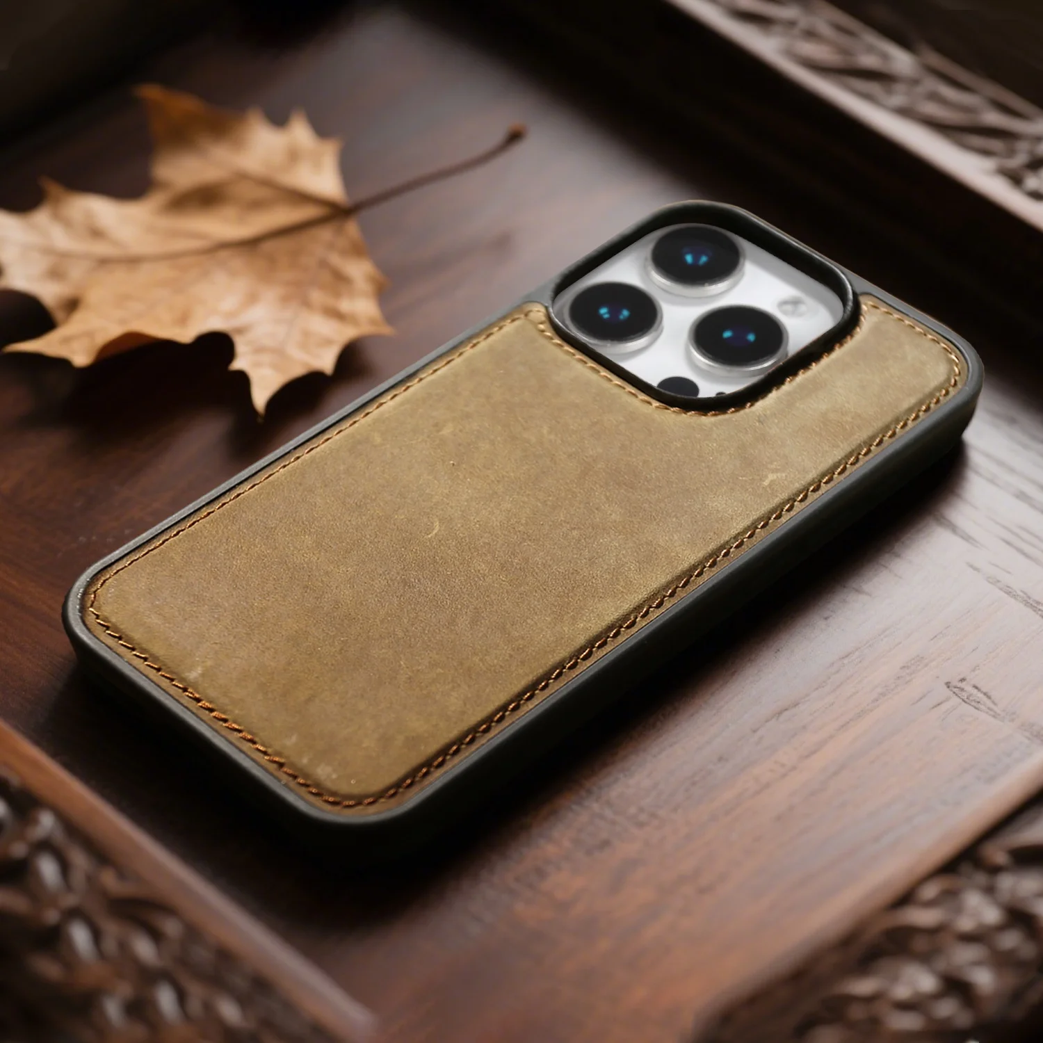 Retro Crazy Horse Pattern Genuine Leather Case For iPhone 16 Pro Max 15 14 13 12 11 Luxury Cowhide Back Cover Protective Shell
Retro Crazy Horse Pattern Genuine Leather Case For iPhone 16 Pro Max 15 14 13 12 11 Luxury Cowhide Back Cover Protective Shell