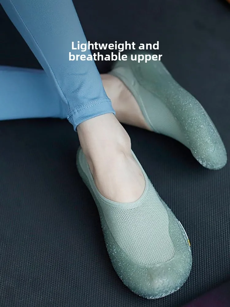 Тихая домашняя женская домашняя мягкая ботинка Fitn oes o, впитывающая противоскользящая спортивная скакалка для йоги, специальная
Тихая домашняя женская домашняя мягкая ботинка Fitn oes o, впитывающая противоскользящая спортивная скакалка для йоги, специальная