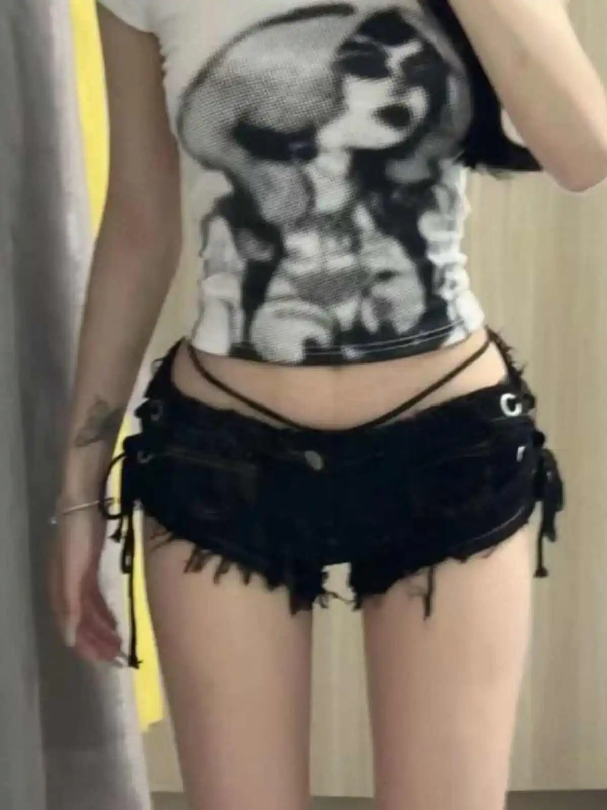Summer Women's Jean Punk Wide Fit Denim Pants Design Goblin Core Dark Academia Gyaru Y2K Japanese Harajuku 2000s Grunge Goth New
Summer Women's Jean Punk Wide Fit Denim Pants Design Goblin Core Dark Academia Gyaru Y2K Japanese Harajuku 2000s Grunge Goth New