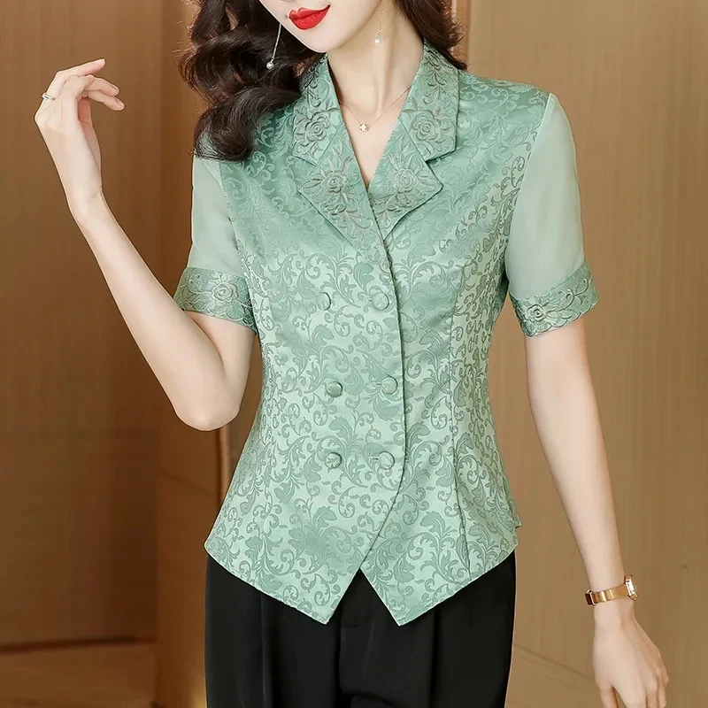 Summer New POLO Collar Fashion Short Sleeve Shirt 2024 Women High Street Casual Button Cardigan Slim Jacquard Weave Elegant Tops
Summer New POLO Collar Fashion Short Sleeve Shirt 2024 Women High Street Casual Button Cardigan Slim Jacquard Weave Elegant Tops
