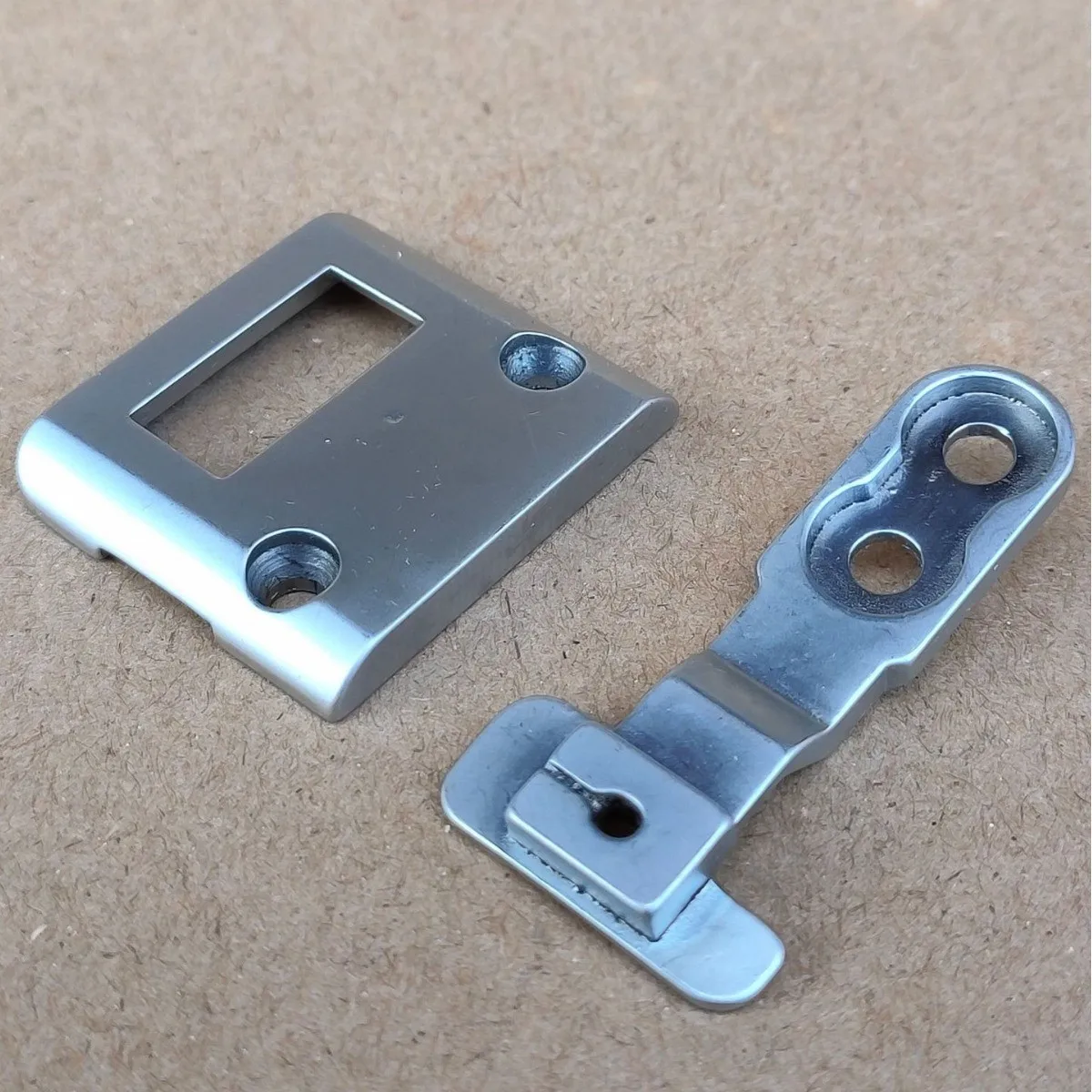 Игольная пластина для машины Pfaff 335, зубья, игла для швейной машины 91- 046009 -04 зубья 91- 046008 -04 Швейные принадлежности
Игольная пластина для машины Pfaff 335, зубья, игла для швейной машины 91- 046009 -04 зубья 91- 046008 -04 Швейные принадлежности