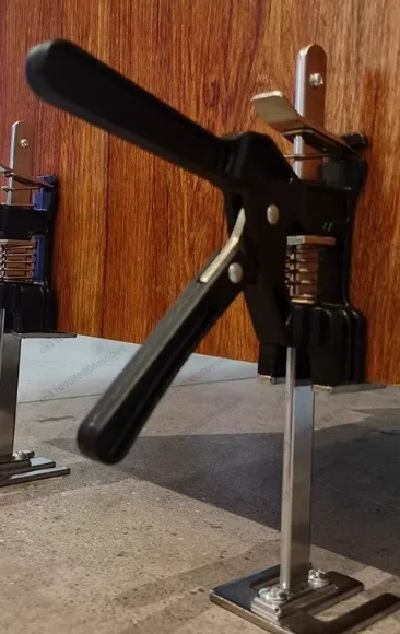 Labor Saving Furniture Jack Cabinet Lifter Multifunctional Gypsum Sheet Repair Furniture Moving Non-slip Lift Lifting Tools 220K
Labor Saving Furniture Jack Cabinet Lifter Multifunctional Gypsum Sheet Repair Furniture Moving Non-slip Lift Lifting Tools 220K