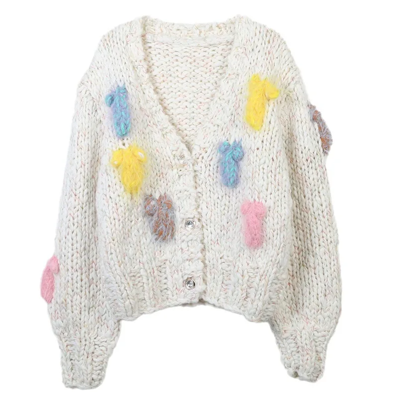 Женский свитер с цветочной вышивкой, V-образным вырезом, длинными рукавами, свободного кроя, вязаный кардиган для осени
Женский свитер с цветочной вышивкой, V-образным вырезом, длинными рукавами, свободного кроя, вязаный кардиган для осени