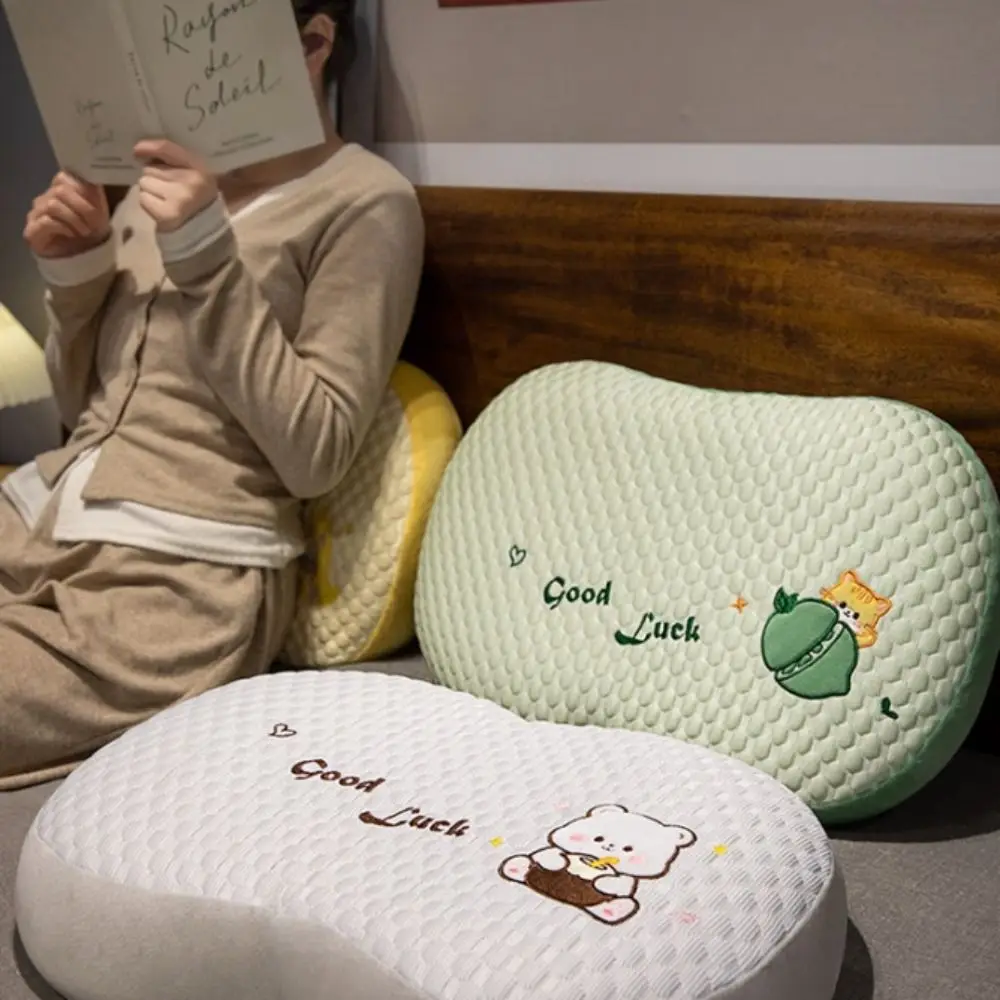 Ice Bean Hand Warmer Pillow Super Soft Cute Animal Office Nap Pillow Hand Hold Keep Warm Memory Pillow Stuffed Toy Winter
Ice Bean Hand Warmer Pillow Super Soft Cute Animal Office Nap Pillow Hand Hold Keep Warm Memory Pillow Stuffed Toy Winter