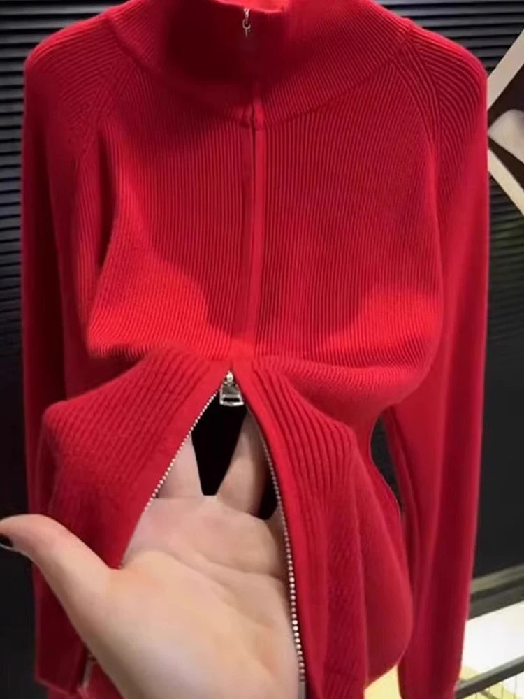 Корейский вязаный красный шерстяной открытый кардиган премиум-класса, свободный длинный свитер на молнии свека, верхняя одежда на осень-зиму, повседневная одежда...
Корейский вязаный красный шерстяной открытый кардиган премиум-класса, свободный длинный свитер на молнии свека, верхняя одежда на осень-зиму, повседневная одежда...