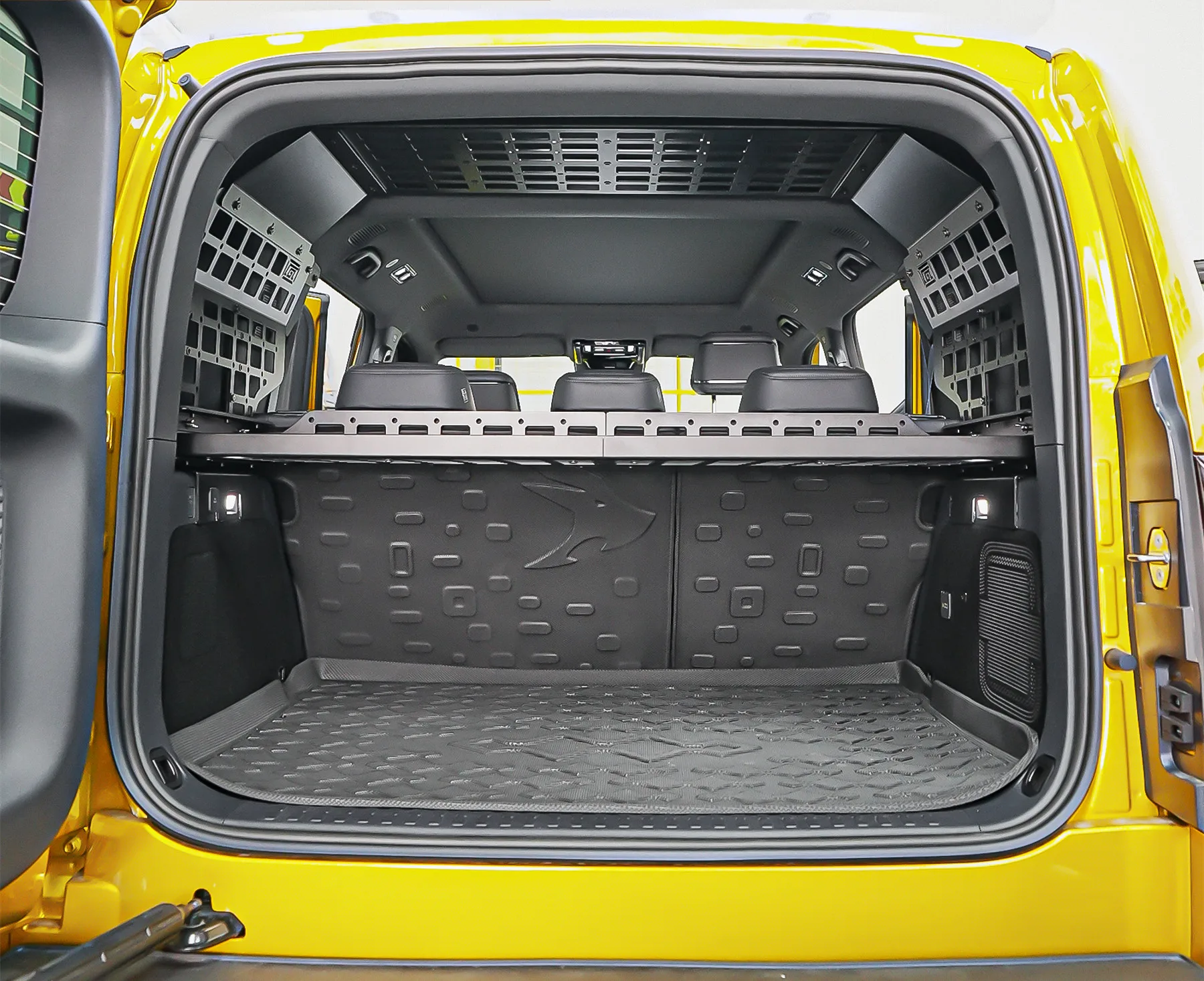 For BYD FangChengBao Leopard 5 2024 2025 Modular Storage Panel Shelf Modification Rear Trunk Debris Rack Molle Panel
For BYD FangChengBao Leopard 5 2024 2025 Modular Storage Panel Shelf Modification Rear Trunk Debris Rack Molle Panel