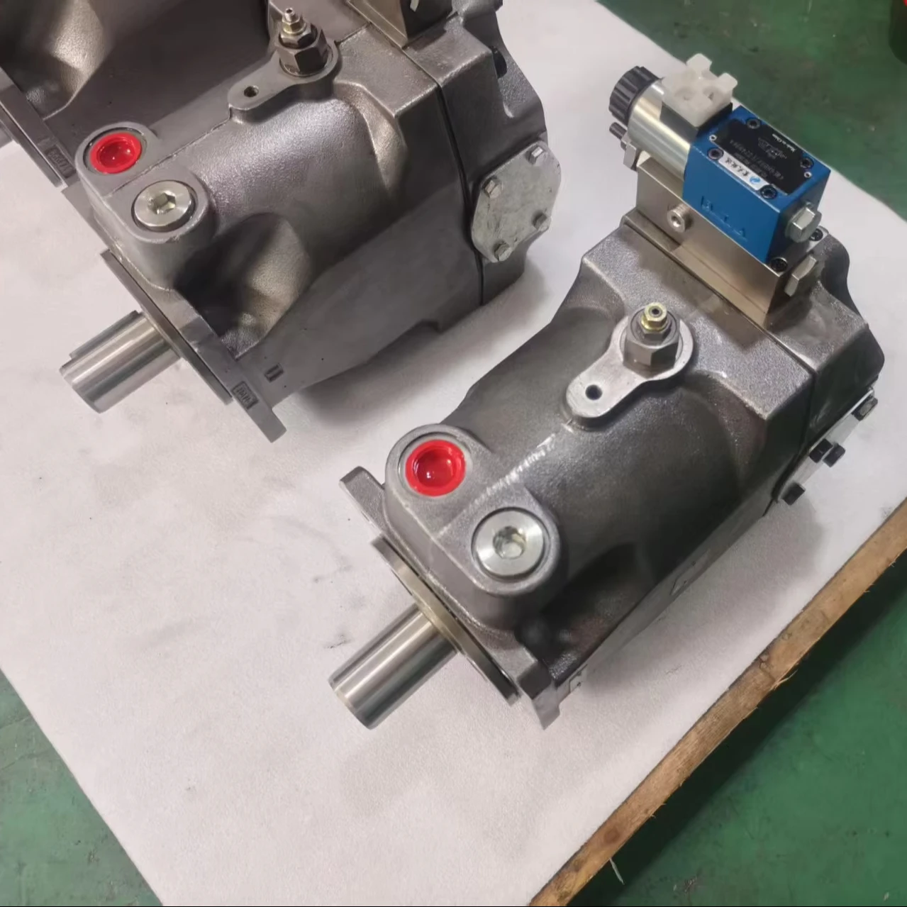 PV180R1K1T1NMC1 High Pressure Hydraulic Axial Piston Pump PV Series Variable Hydraulic Pump PV016 PV023 PV032 PV040 PV046 PV180
PV180R1K1T1NMC1 High Pressure Hydraulic Axial Piston Pump PV Series Variable Hydraulic Pump PV016 PV023 PV032 PV040 PV046 PV180