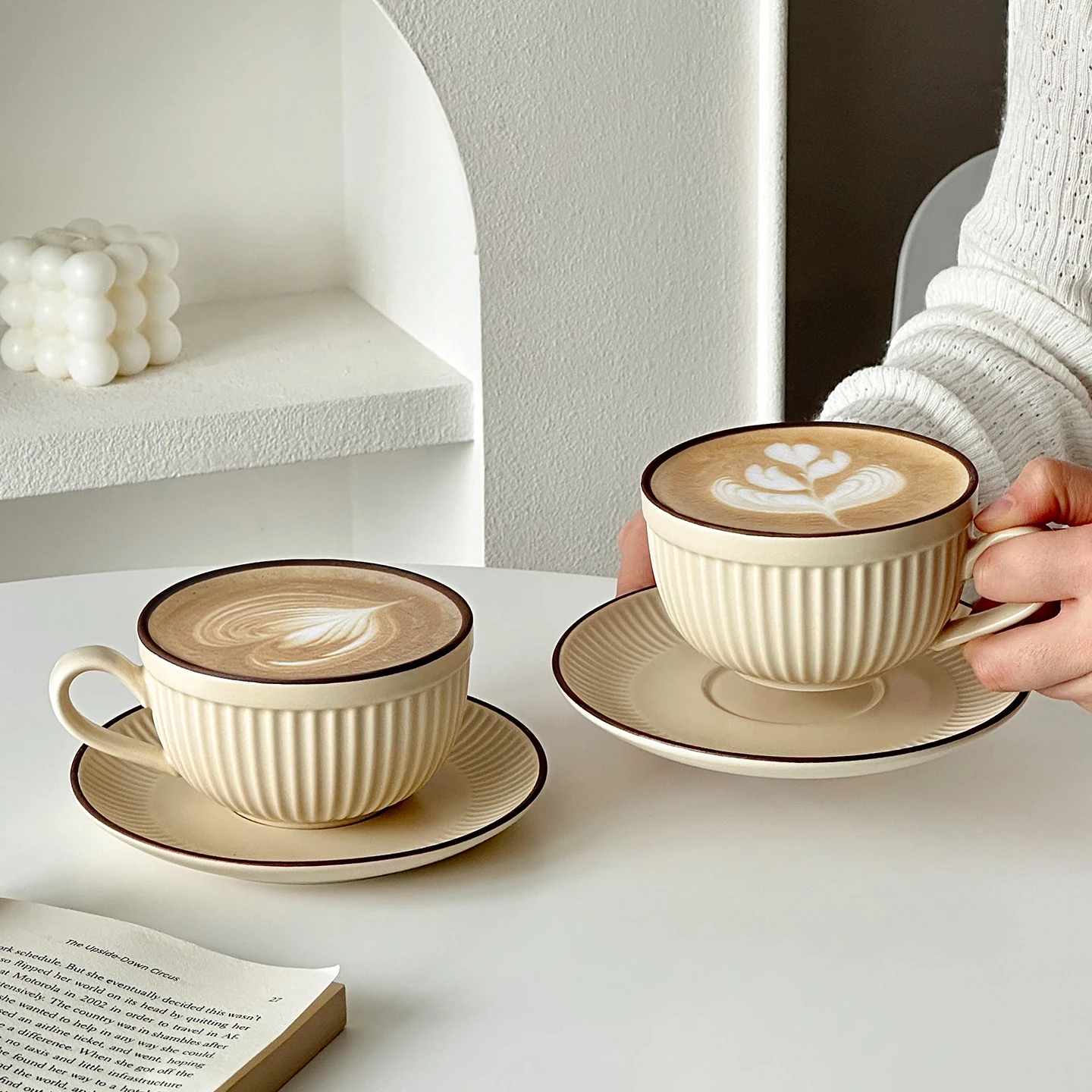 Vintage Ceramic Coffee Cup and Dish Set Exquisite Restaurant Afternoon Tea Tablewares Nordic Style Patchwork Round Handgrip Mugs
Vintage Ceramic Coffee Cup and Dish Set Exquisite Restaurant Afternoon Tea Tablewares Nordic Style Patchwork Round Handgrip Mugs
