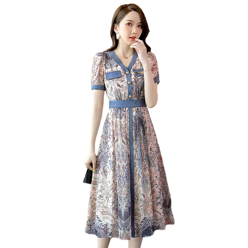 Printed chiffon dress summer 2022 new medium length fashionable temperament women's slim dress
Printed chiffon dress summer 2022 new medium length fashionable temperament women's slim dress