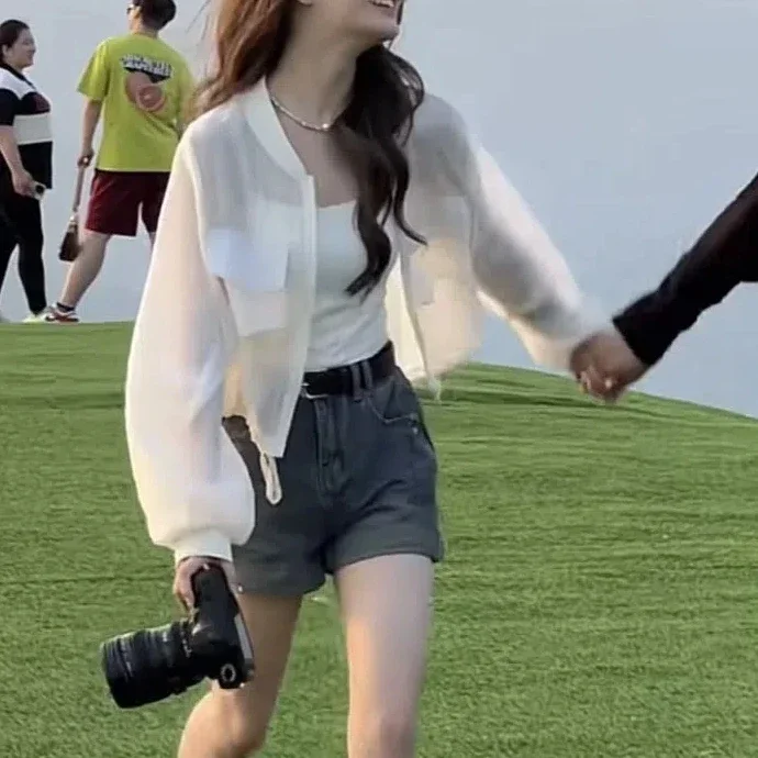 Casual Fashion Loose Summer New Style Solid Color Long Sleeves Sunscreen Clothing Zipper Women Clothing Tops Coat Young Style
Casual Fashion Loose Summer New Style Solid Color Long Sleeves Sunscreen Clothing Zipper Women Clothing Tops Coat Young Style