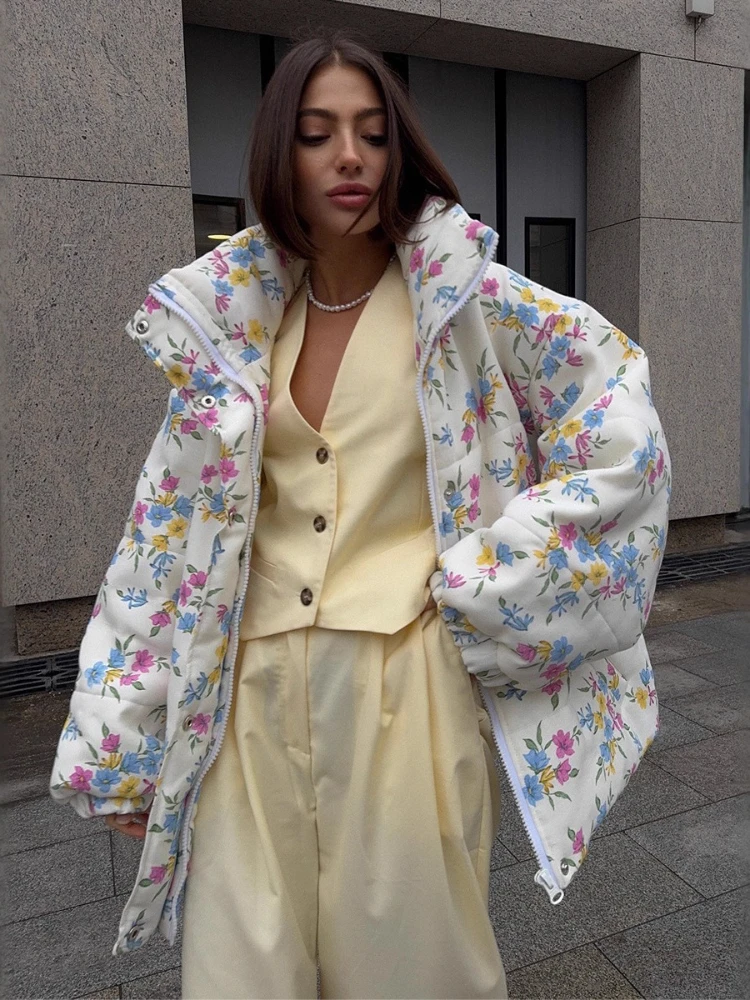 2025 Autumn Winter Padded Jackets for Women Stand Collar Floral Print Warm Parkas Streetwear Female Zip-up White Quilted Coats 
2025 Autumn Winter Padded Jackets for Women Stand Collar Floral Print Warm Parkas Streetwear Female Zip-up White Quilted Coats