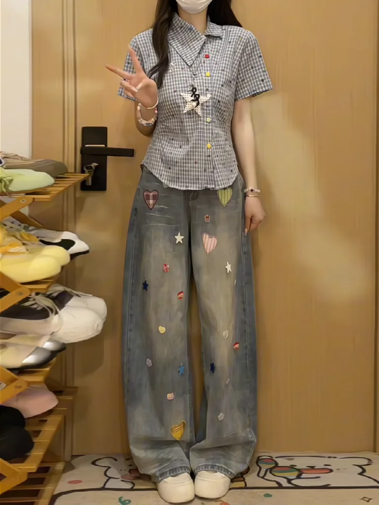 Retro American Star Embroidery High Waist Wide Leg Jeans Women's Design Loose Fit Straight Cut Denim Pants Heart Patch
Retro American Star Embroidery High Waist Wide Leg Jeans Women's Design Loose Fit Straight Cut Denim Pants Heart Patch