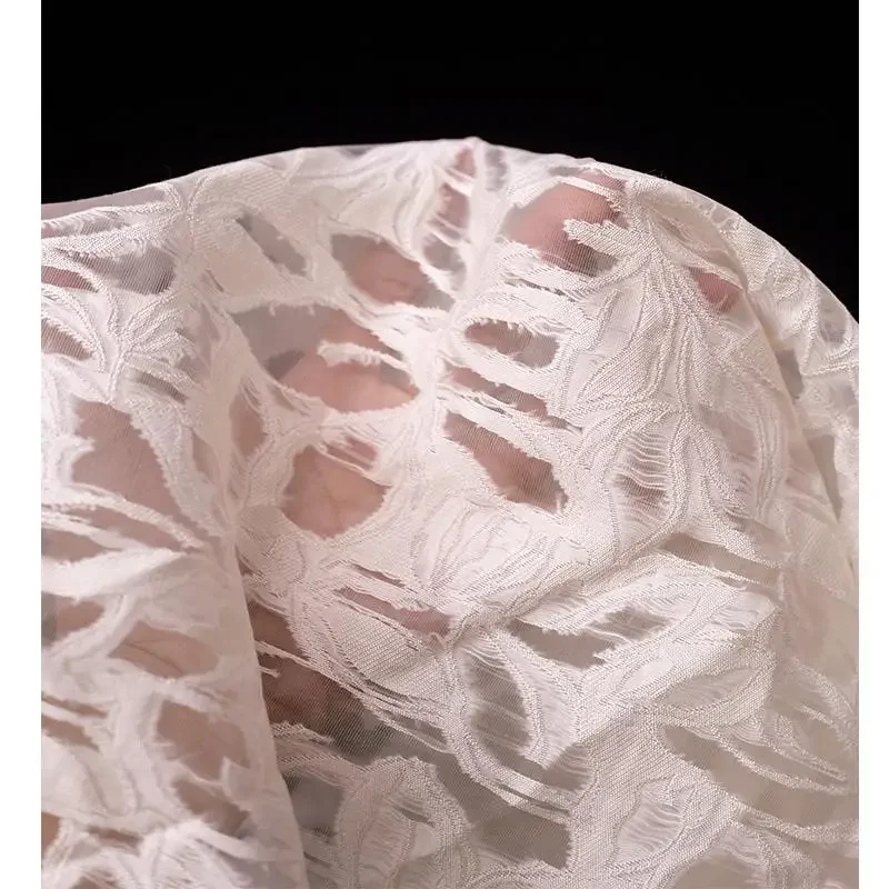 Полая сетка, жаккардовая ткань для вышивки, нерегулярный узор, перспективное украшение, дизайнерская ткань, шитье своими руками по метрам
Полая сетка, жаккардовая ткань для вышивки, нерегулярный узор, перспективное украшение, дизайнерская ткань, шитье своими руками по метрам