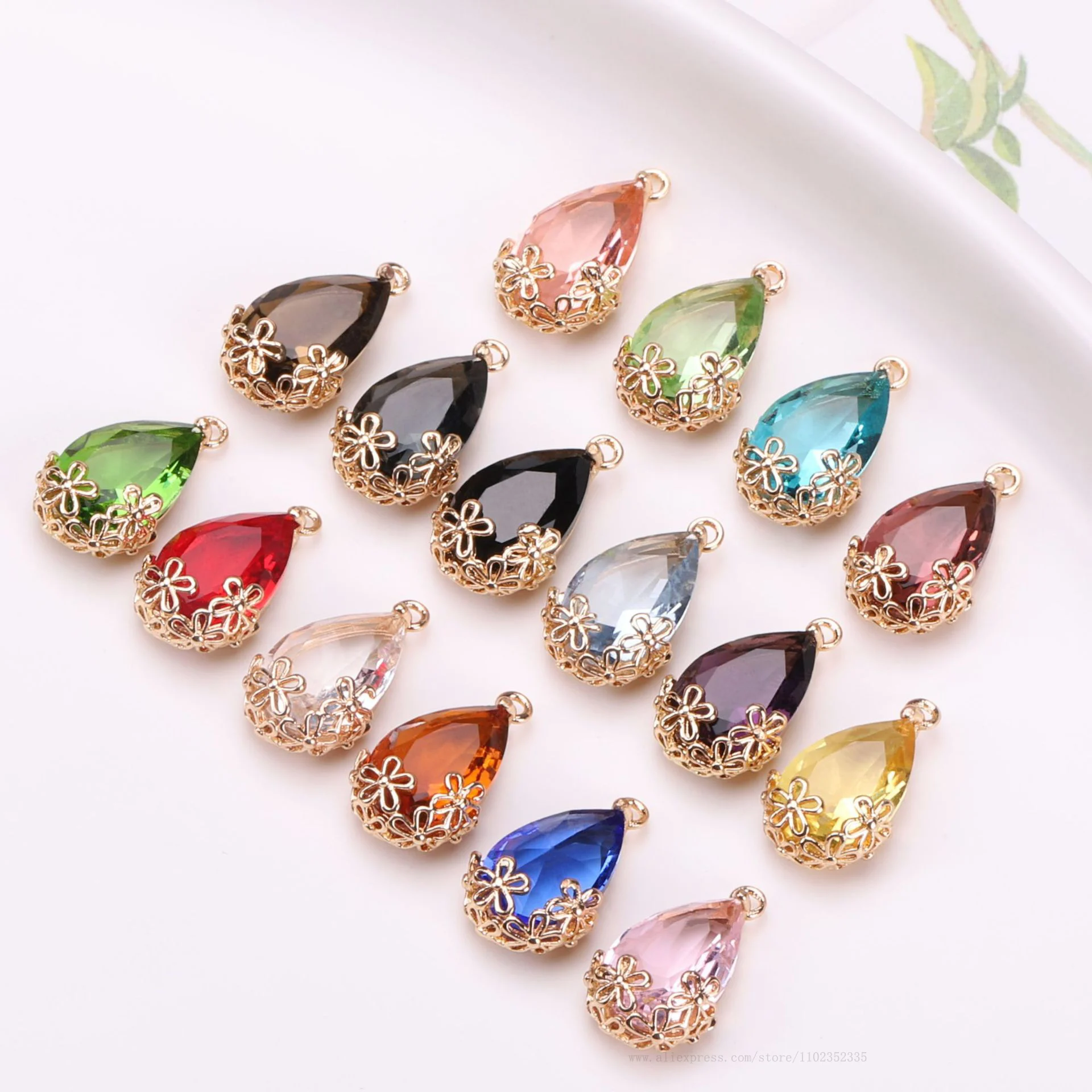 DIY Jewelry Accessories Colorful Water Drop Crystal Pendants Gold Plated Brass Tear Drop Charms For Earring Necklace 50pcs/ Bag
DIY Jewelry Accessories Colorful Water Drop Crystal Pendants Gold Plated Brass Tear Drop Charms For Earring Necklace 50pcs/ Bag