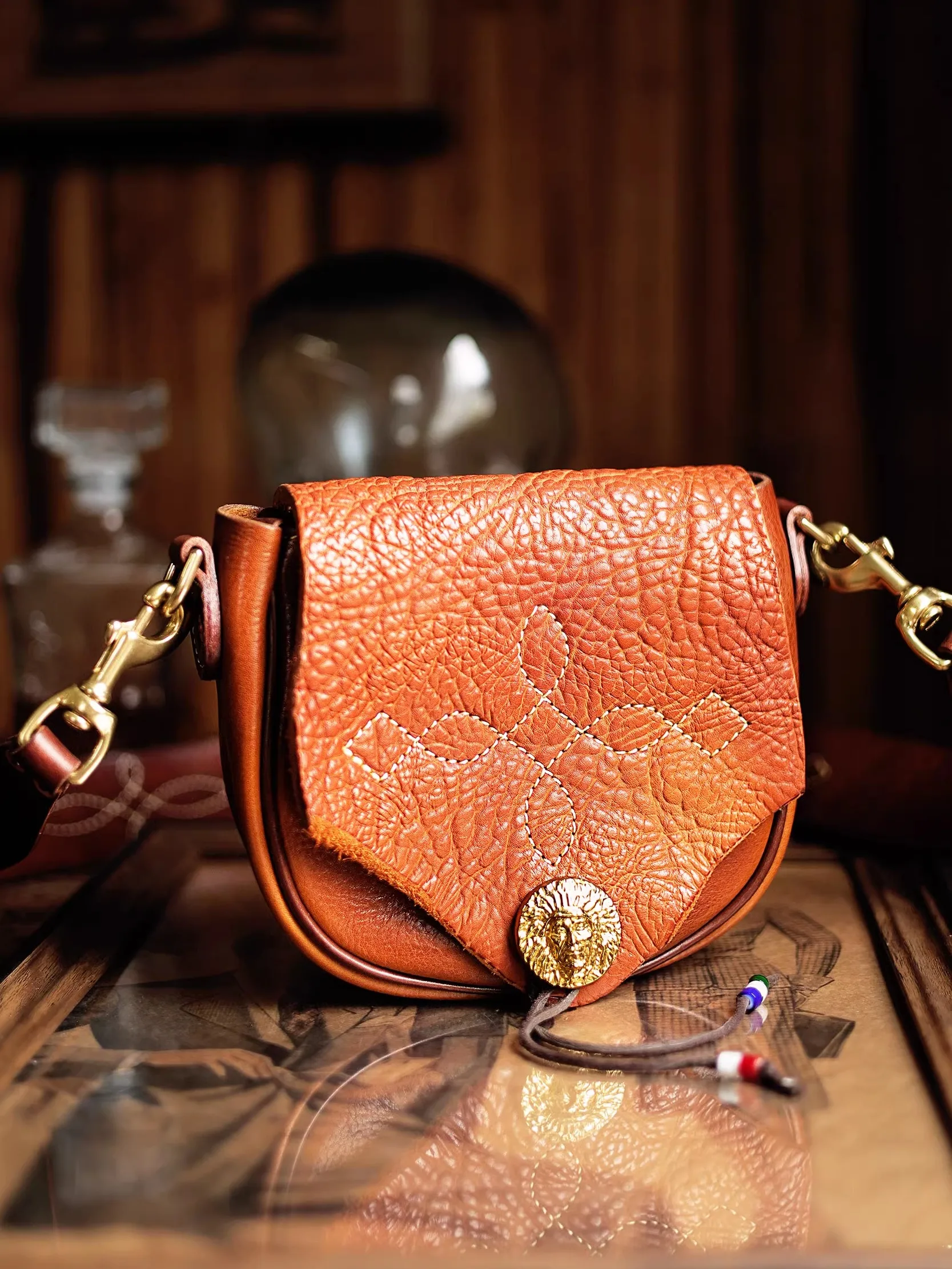 Organizers designers handmade vintage vegetable tanned cowhide women's shoulder bag casual luxury genuine leather crossbody bags
Organizers designers handmade vintage vegetable tanned cowhide women's shoulder bag casual luxury genuine leather crossbody bags