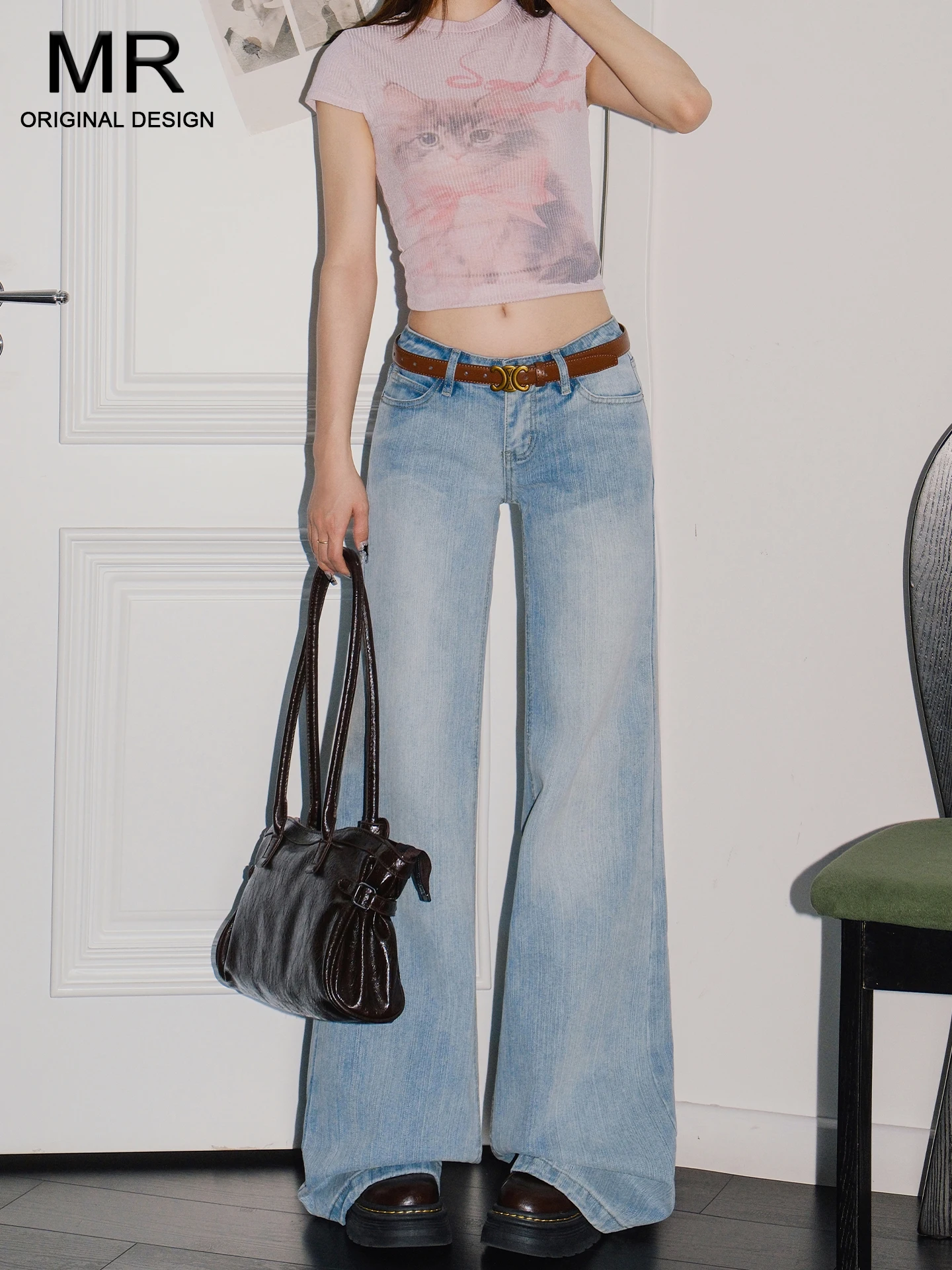 Light Blue American Style Low Waist Flared Jeans Women's Summer Loose Floor-Length Pants Casual Loose Fit Bootcut Denim
Light Blue American Style Low Waist Flared Jeans Women's Summer Loose Floor-Length Pants Casual Loose Fit Bootcut Denim