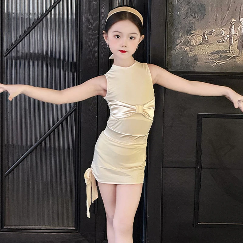 Летняя детская одежда для выступлений в стиле сальса и латиноамериканских танцев, платье для соревнований по латиноамериканским танцам для девочек, детская одежда для латиноамериканских танцев SL15448
Летняя детская одежда для выступлений в стиле сальса и латиноамериканских танцев, платье для соревнований по латиноамериканским танцам для девочек, детская одежда для латиноамериканских танцев SL15448