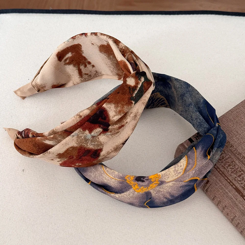 Корейская ретро повязка на голову, широкая для девочек и женщин, повязка для волос, элегантный обруч, дизайнерский цветок, винтажный ведущий модный повязка для взрослых, kpop
Корейская ретро повязка на голову, широкая для девочек и женщин, повязка для волос, элегантный обруч, дизайнерский цветок, винтажный ведущий модный повязка для взрослых, kpop