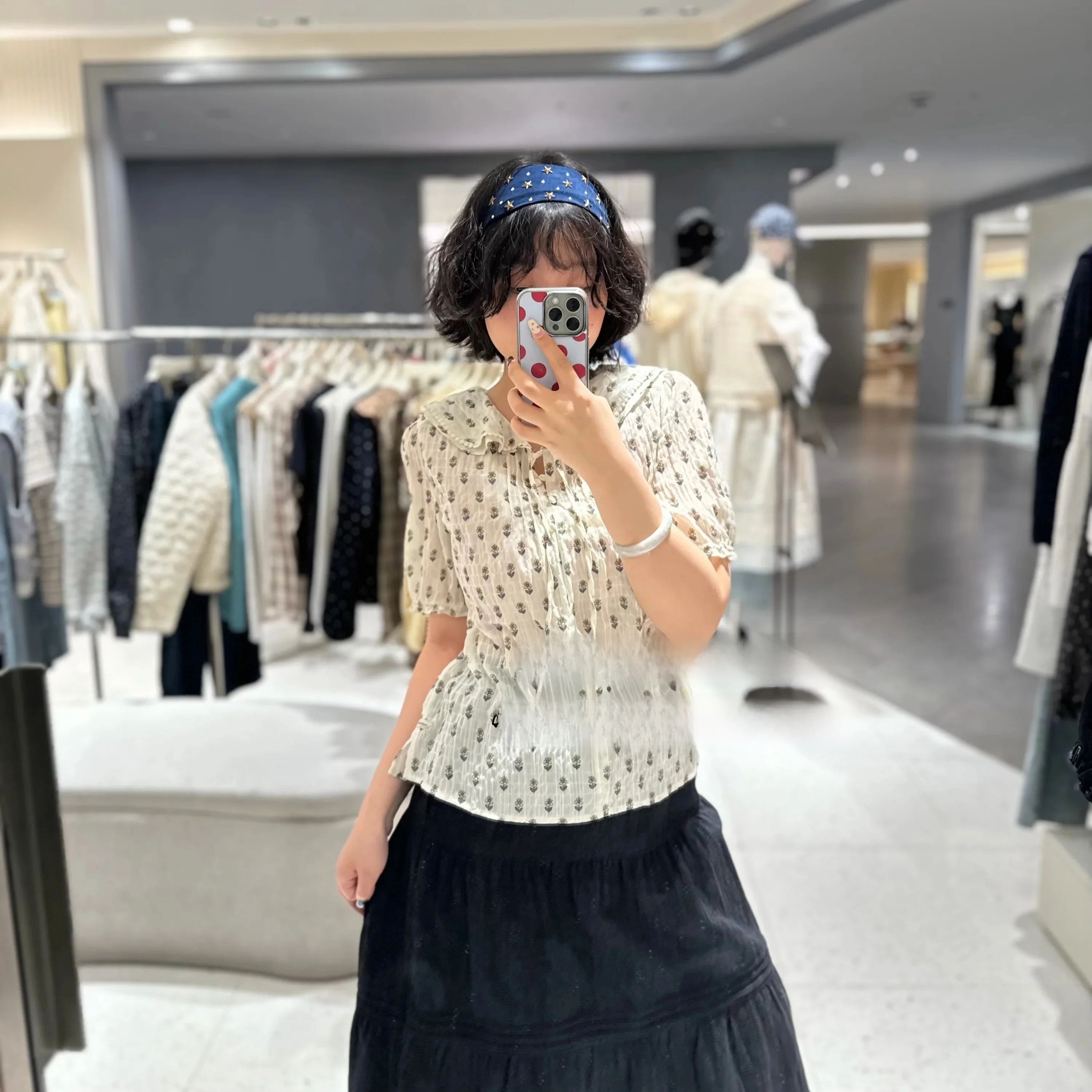 Mimifafa Island Pure Original 26 New Lightweight Bubble Gauze Fabric Sweet Crochet Doll Collar Top Women's Sweet Style Lace S...
Mimifafa Island Pure Original 26 New Lightweight Bubble Gauze Fabric Sweet Crochet Doll Collar Top Women's Sweet Style Lace S...